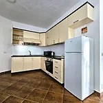 아파트 Seaside Escape With Stunning Sea View *
