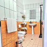 아파트 Seaside Escape With Stunning Sea View Durrës