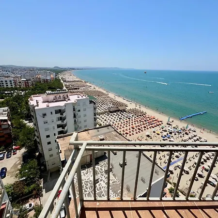 Seaside Escape With Stunning Sea View *