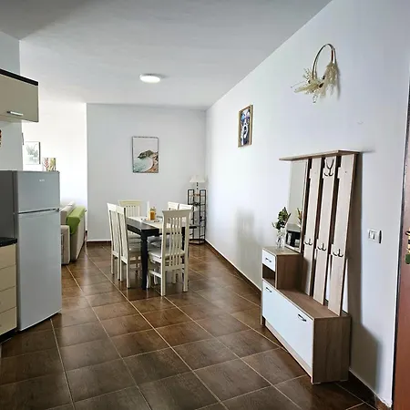 Apartment On The With Sea View