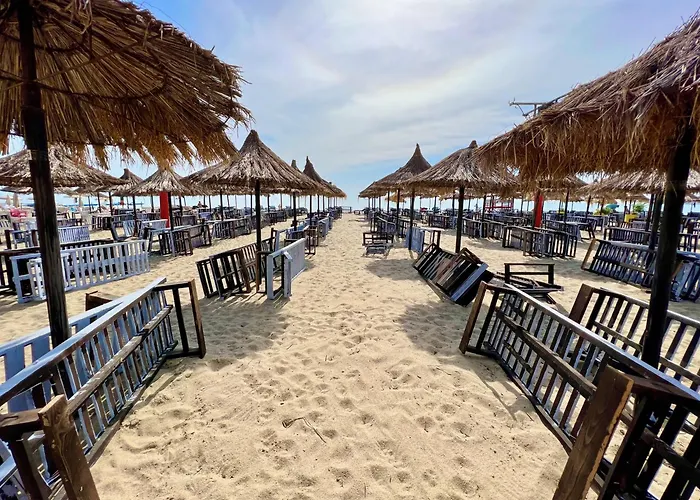 Seaside Escape With Stunning Sea View *